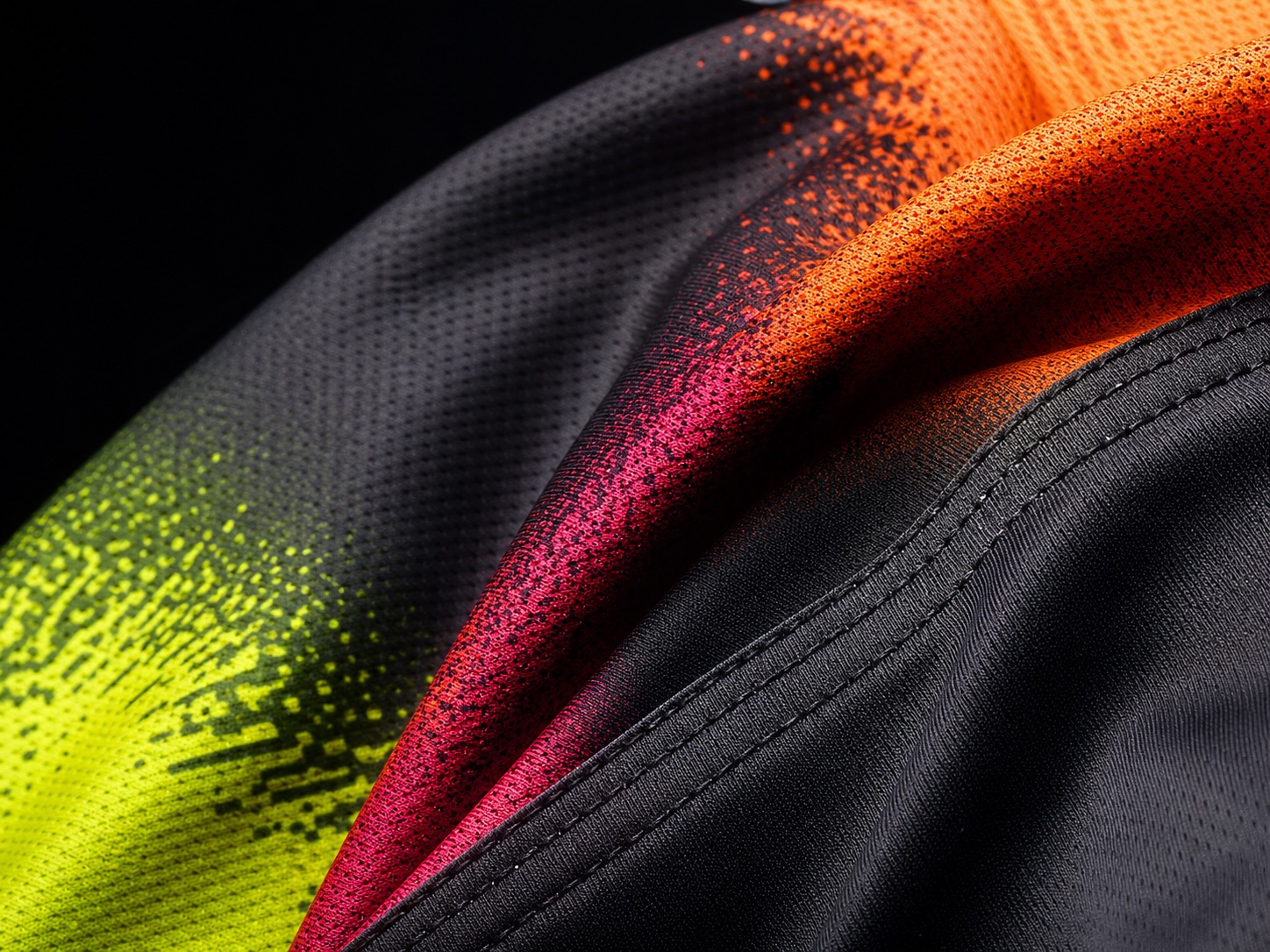 Detail kain jersey dengan hasil fluorescent